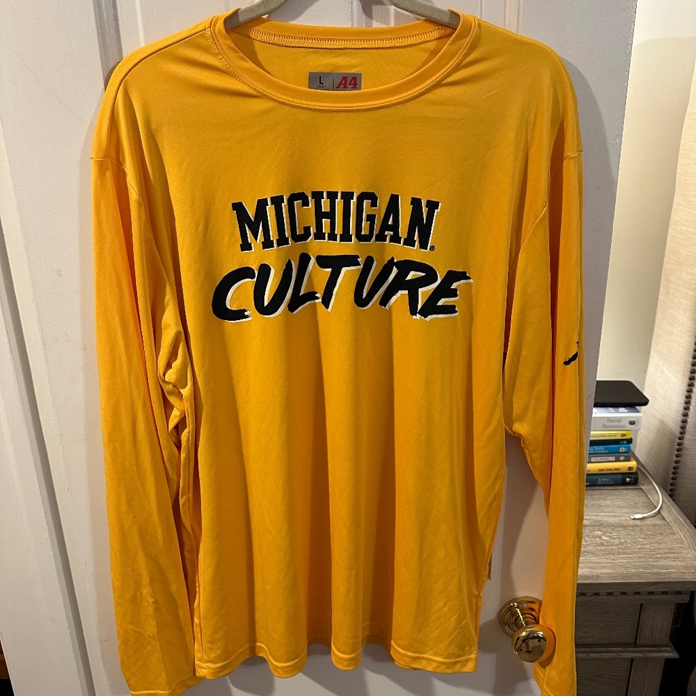 University of Michigan Long Sleeve Tshirt